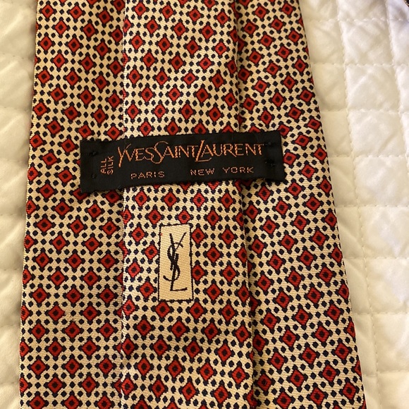 YSL Yves Saint Laurent Men's Red Vintage Tie silk - Picture 3 of 4